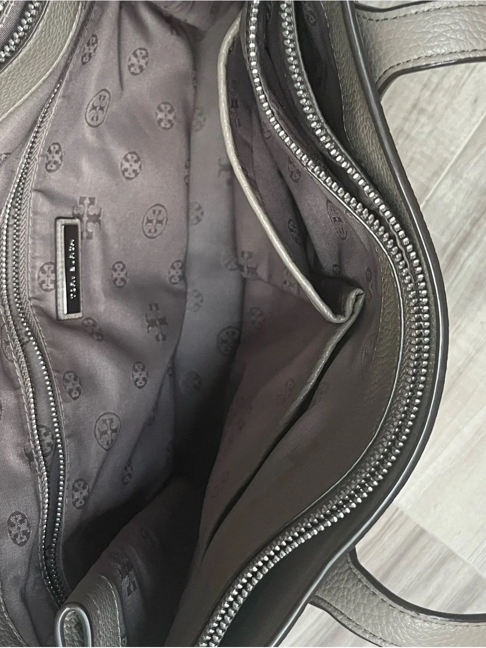 Tory Burch Pebbled Leather Tote in Gray with Tassel